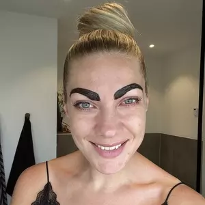 Sådan farver du selv øjenbryn og øjenvipper 