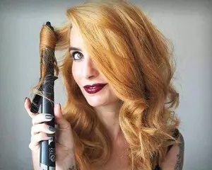 Sådan får du krøller, der holder dagen lang!