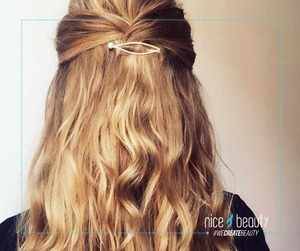Tolle Frisuren mit Haarschmuck von Pieces