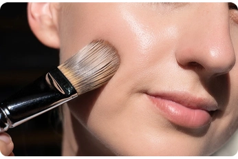 Drømmer du om flot og holdbar makeup?