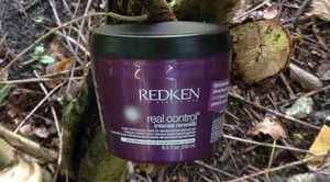 Een warme zomer vereist een goede haarbehandeling van Redken