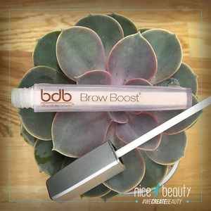 Så får du brynen att hålla