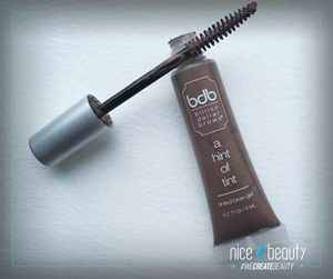 Brauen-Mascara von Billion Dollar Brows