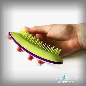 Haare bürsten in einem Zug!