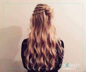 Sød håropsætning til konfirmanden