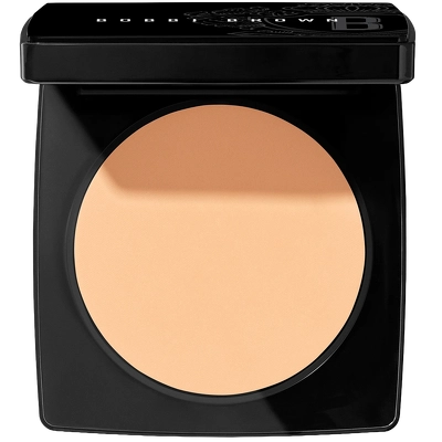 Bobbi Brown Sheer Finish Pressed Powder 9 gr. - Sunny Beige