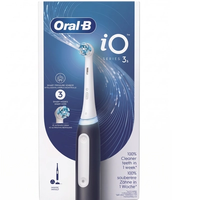 Oral-B iO3s Electric Toothbrush - Black