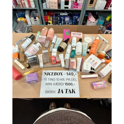 Live - Auktion 1 NiceBox - NU 149 KR. 15 PRODUKTER